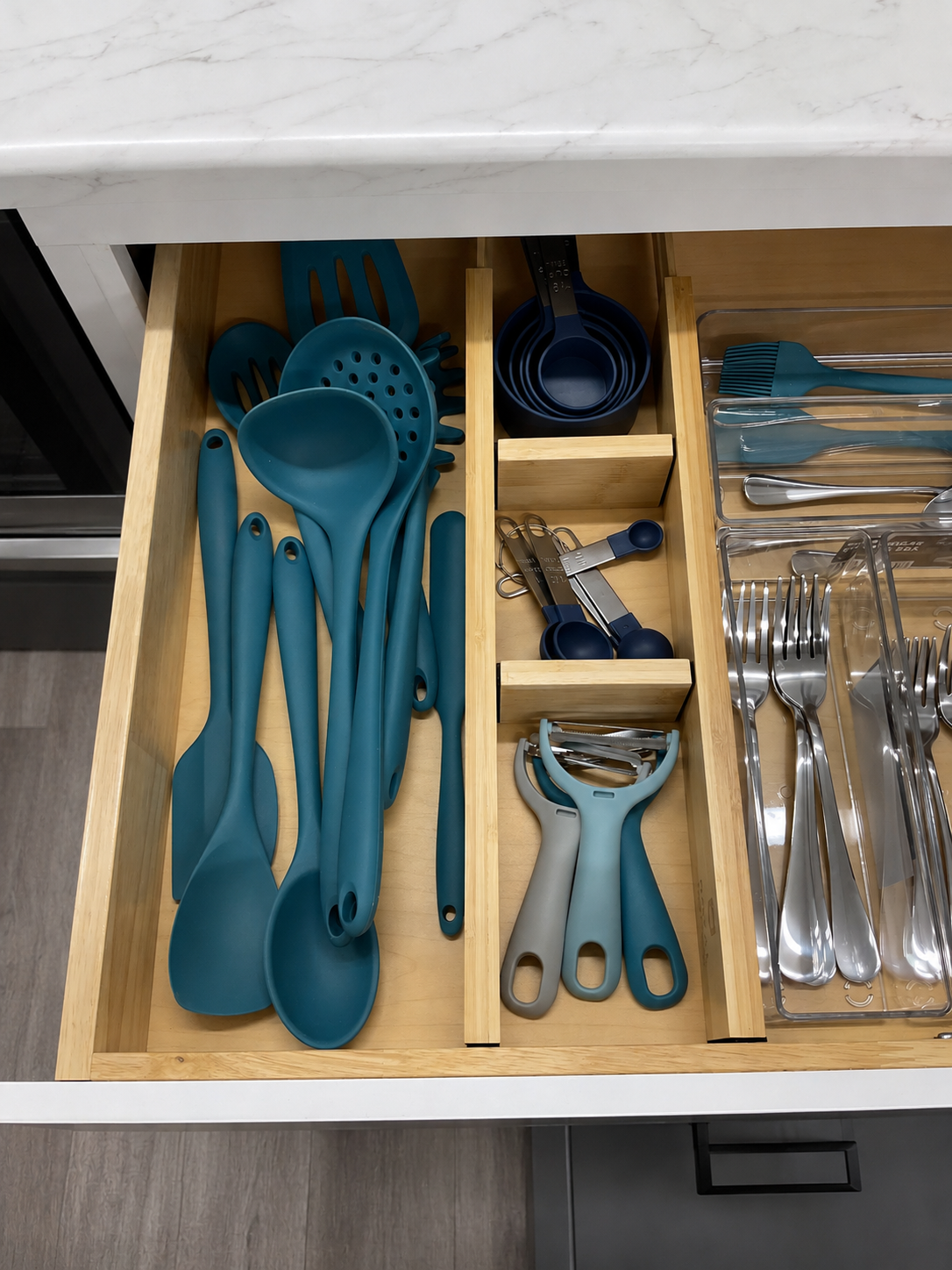 Expandable Drawer Dividers- Pack of 4