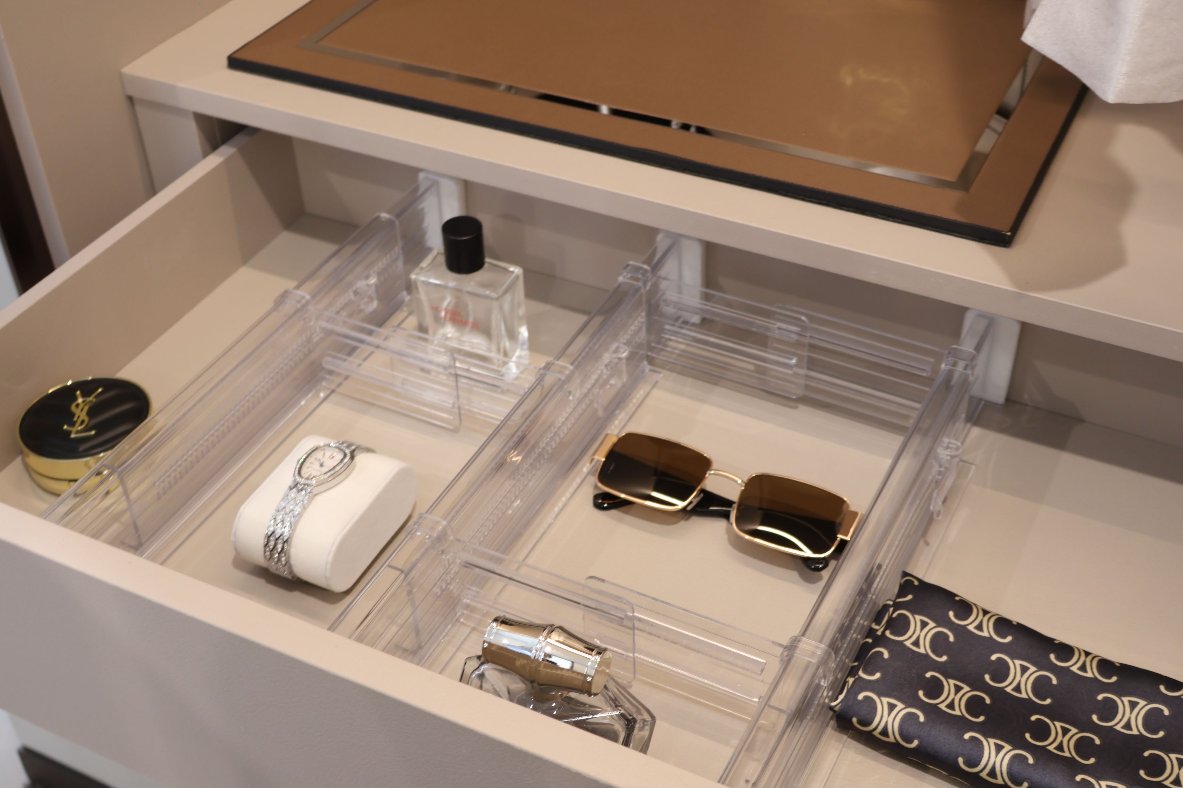 Expandable Drawer Dividers- Pack of 4